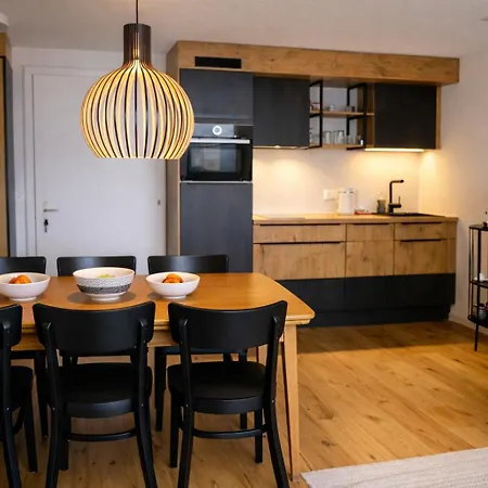 Hoefi - Ski-in Out At Hoernlilift By * Arosa